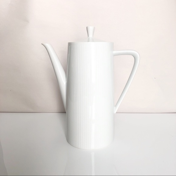 Vintage MCM White Teapot - Picture 1 of 6